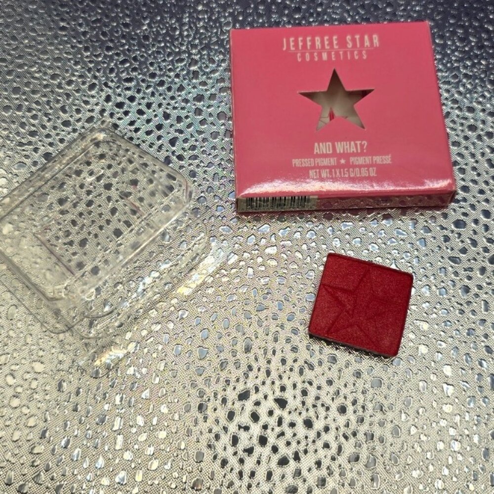 Jeffree Star single eye shadow AND WHAT?